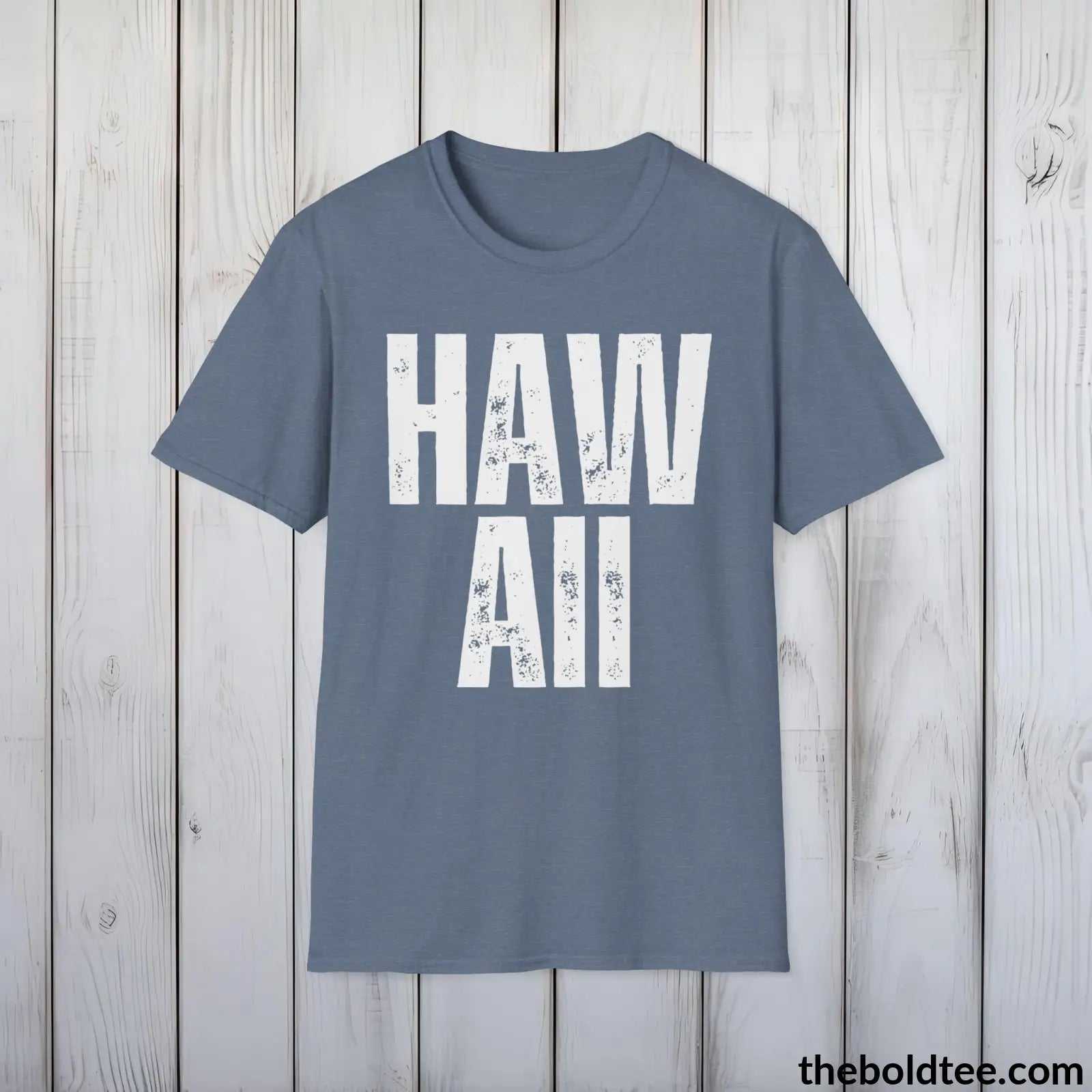 T-Shirt Heather Indigo / S HAWAII Tee - Casual, Sustainable & Soft Cotton Crewneck Unisex T-Shirt - 9 Bold Colors