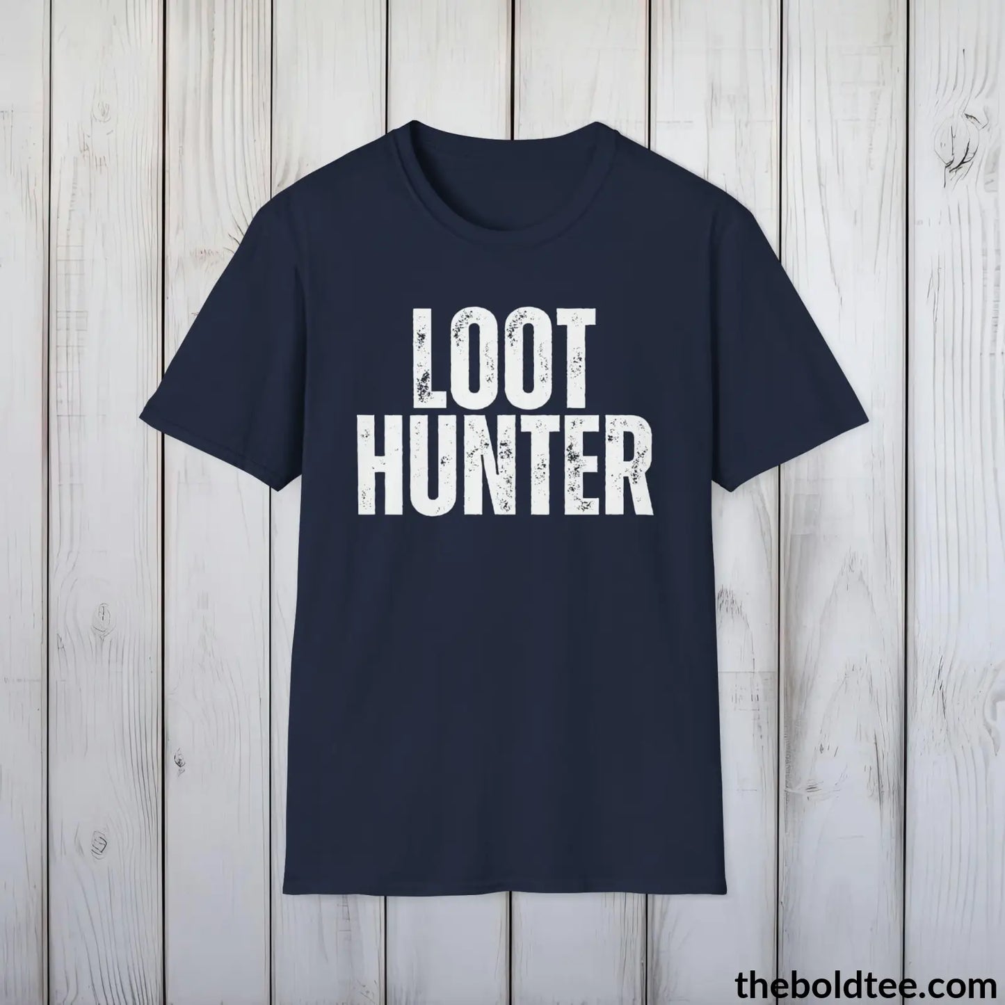 T-Shirt LOOT HUNTER Gamer Tee - Sustainable & Soft Cotton Crewneck Unisex T-Shirt - 9 Bold Colors