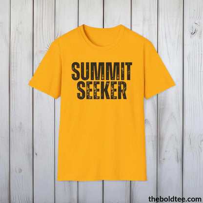 T-Shirt SUMMIT SEEKER Hiking Tee - Sustainable & Soft Cotton Crewneck Unisex T-Shirt - 8 Trendy Colors